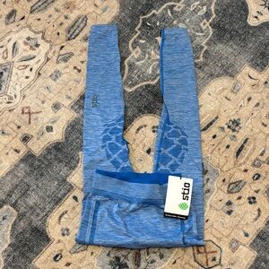 NWT. Stio Women's Blue heather leggings for base layer or running, size small